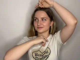 MaydaHiggins camshow fuck pictures